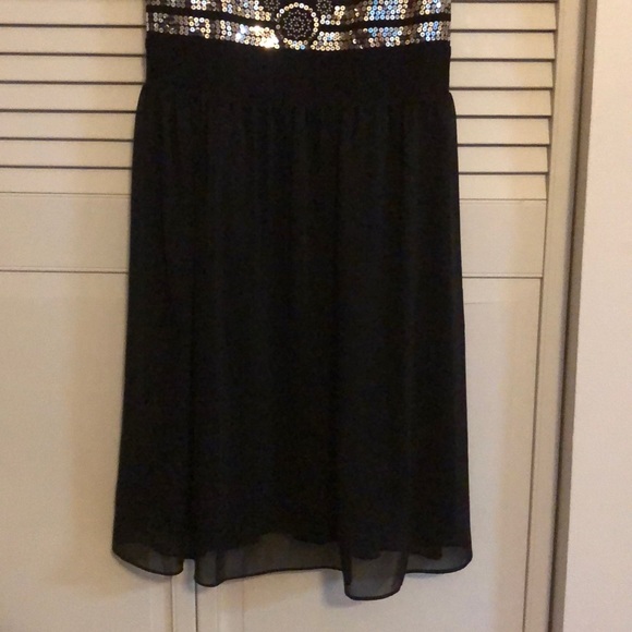 Like new, black party dress! - Picture 4 of 5